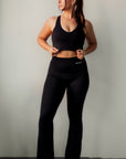 Signature Flare Yoga Pants