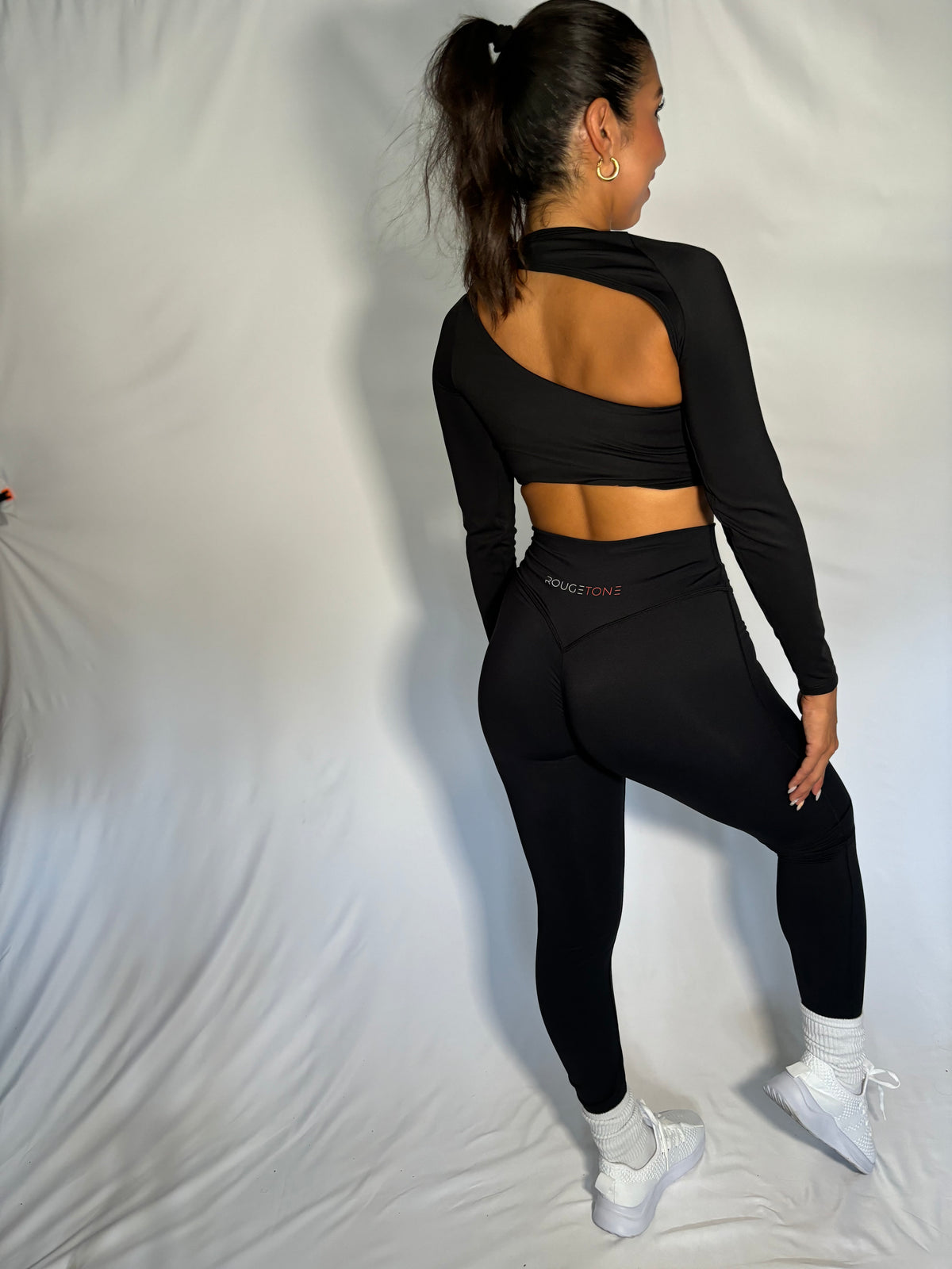 Dynamic Cut Long Sleeve