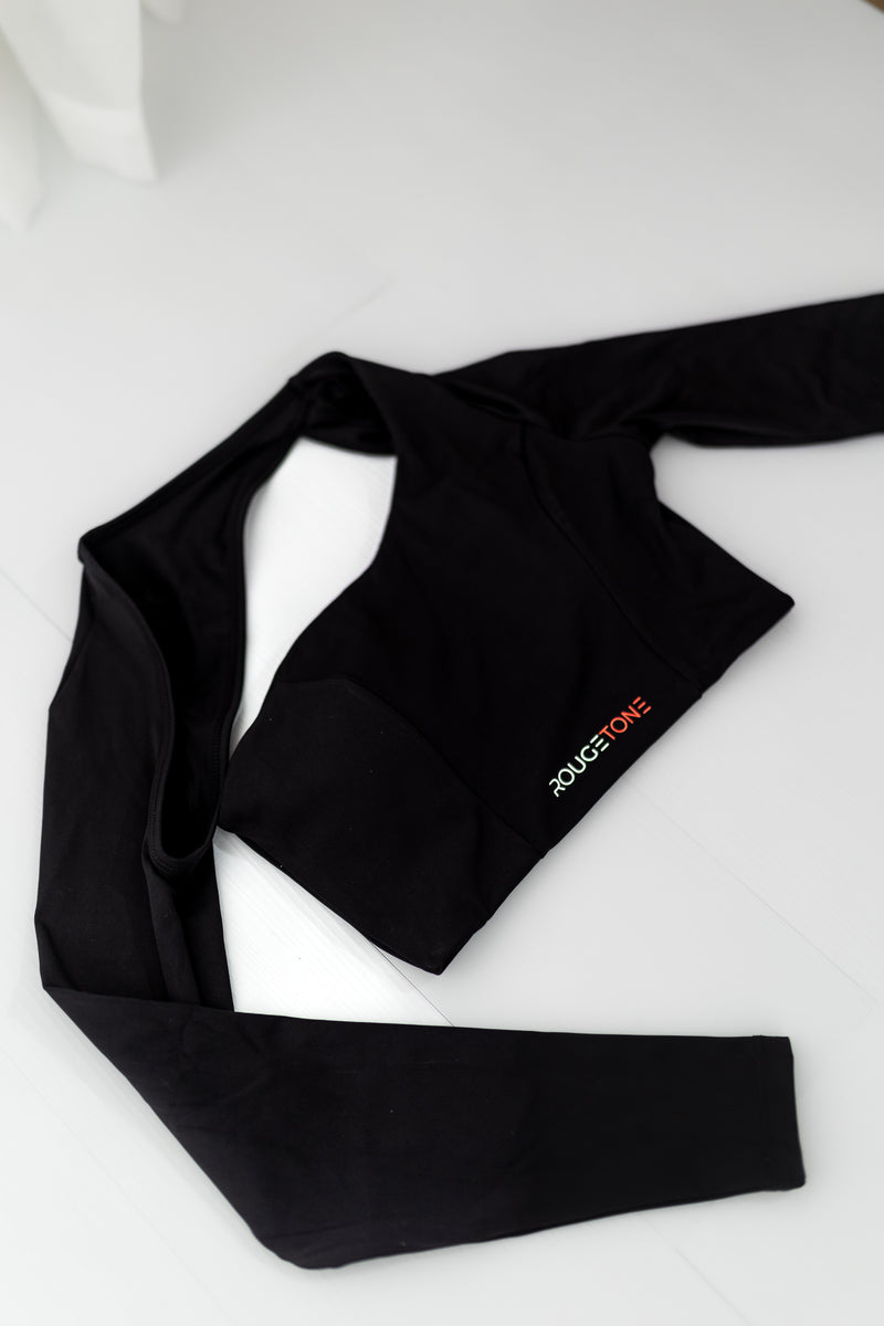 Dynamic Cut Long Sleeve